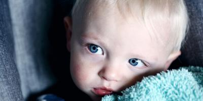 Foteliki samochodowe – jak przewozić dziecko